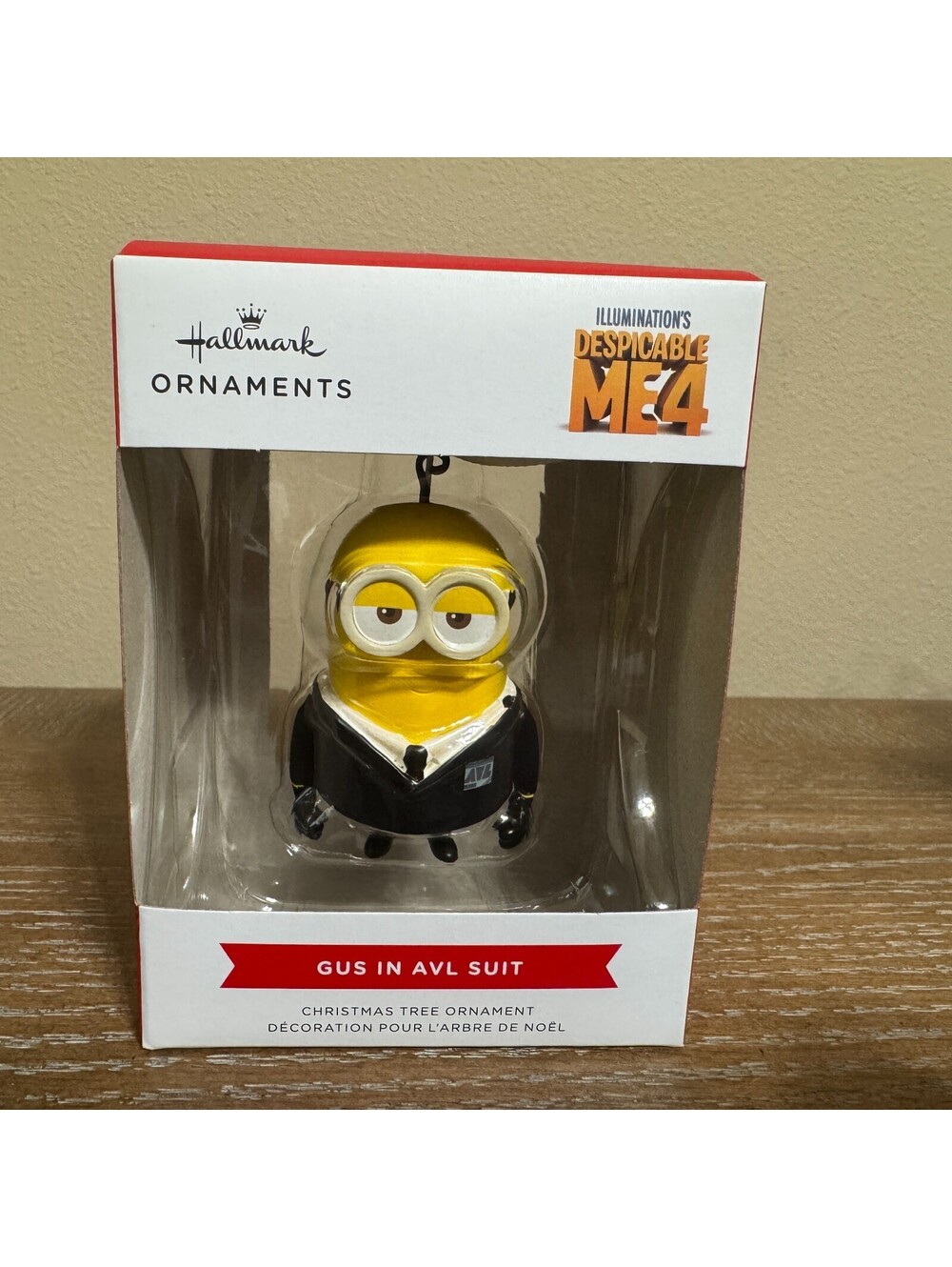 Hallmark Despicable Me 4 Minions Gus in Avl Suit Ornament 2024 New